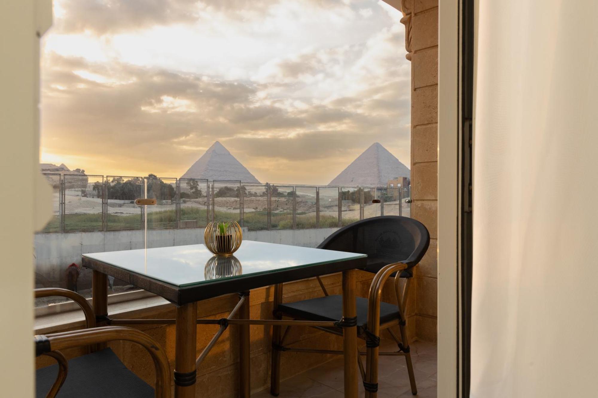 Pyramids Land Palace Kafret el-Gabal Dış mekan fotoğraf